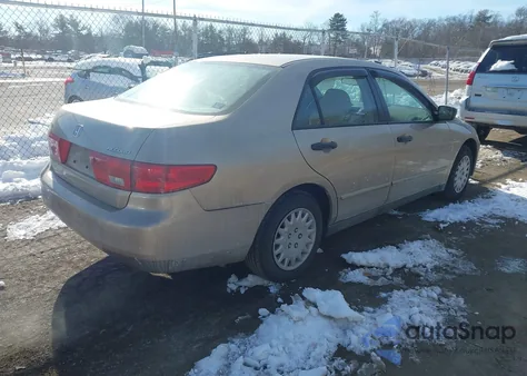 2005 Honda Accord 2.4 Dx z USA, uszkodzony, nr VIN 1HGCM56175A137227
